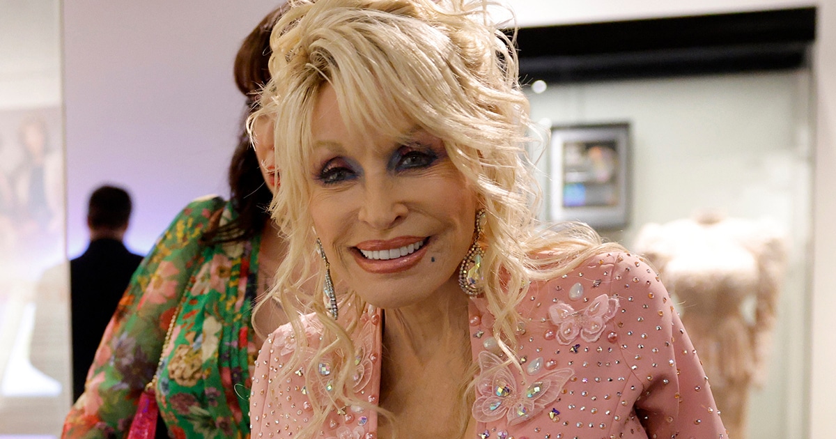 With heavy hearts… 💔 Dolly Parton needs our prayers and support