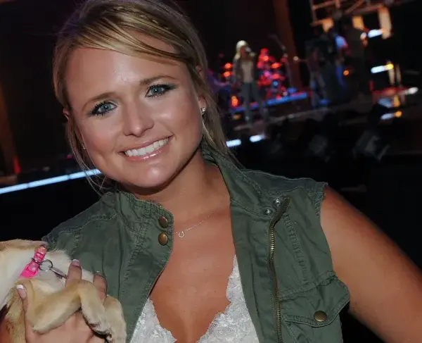 Cher, Miranda Lambert’s 15-Year-Old Chihuahua, Passes Away — Singer Says Farewell
